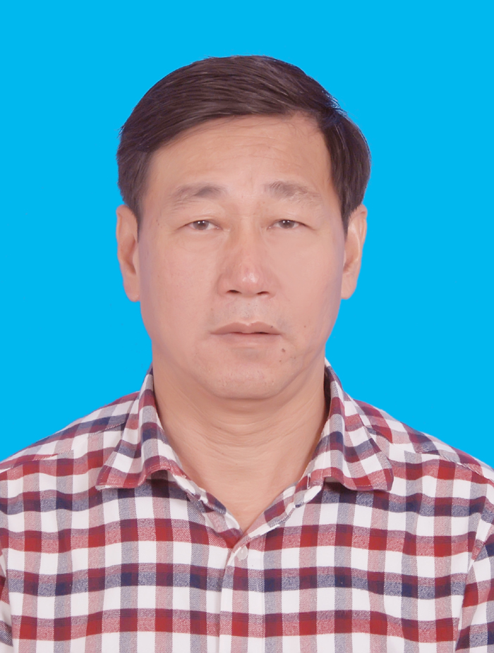  p>陈宏佳,男,1963年9月生,汕头市潮阳区贵屿人,现任 a target="