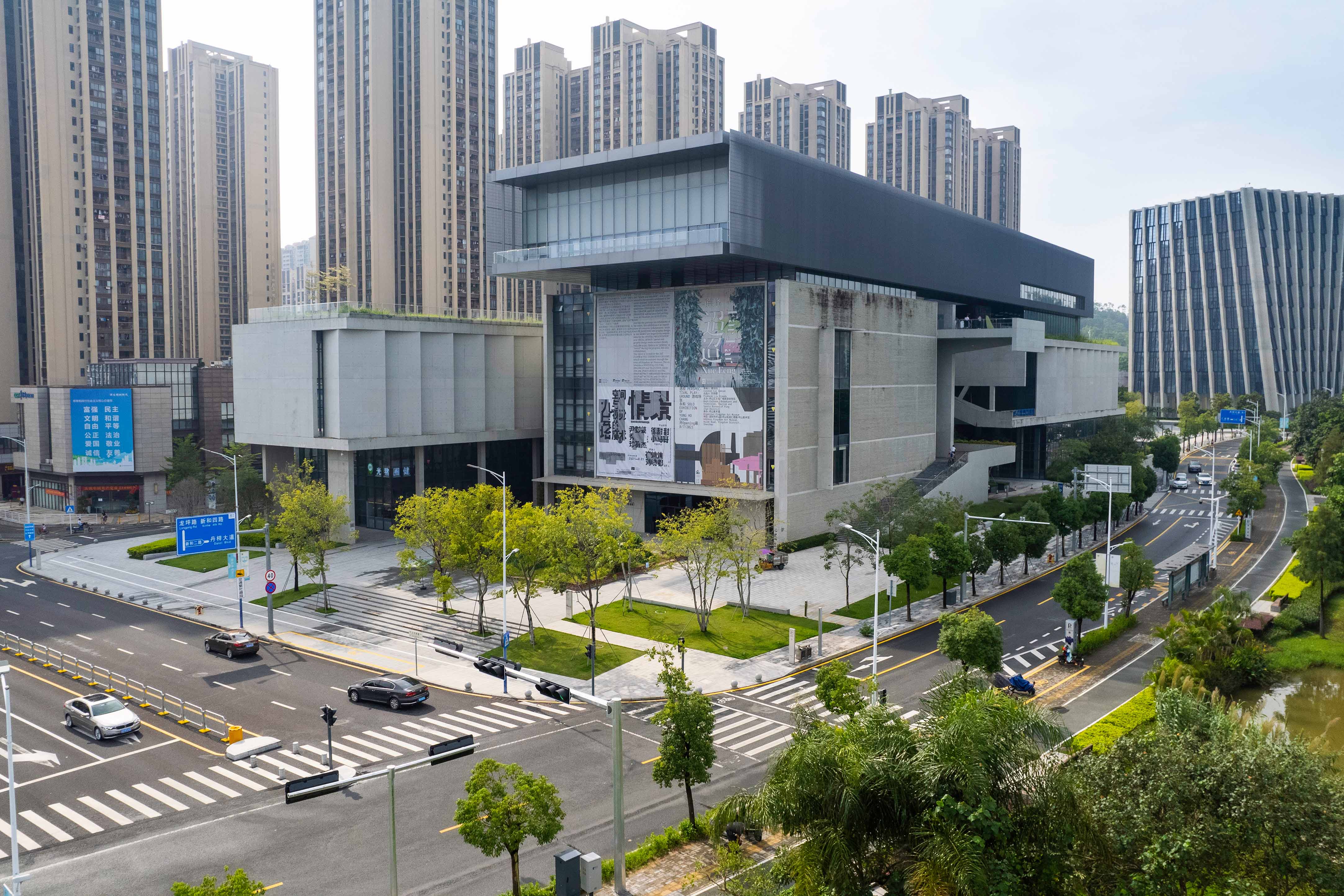  p>坪山美术馆,位于坪山文化聚落北区,是深圳重要的公共文化设施.