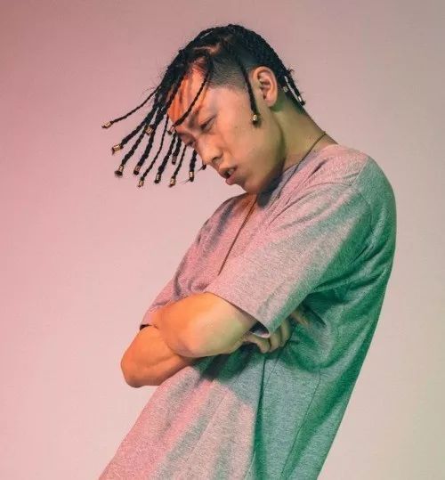  p data-id="gnx2c7g590">杨俊逸(psy.