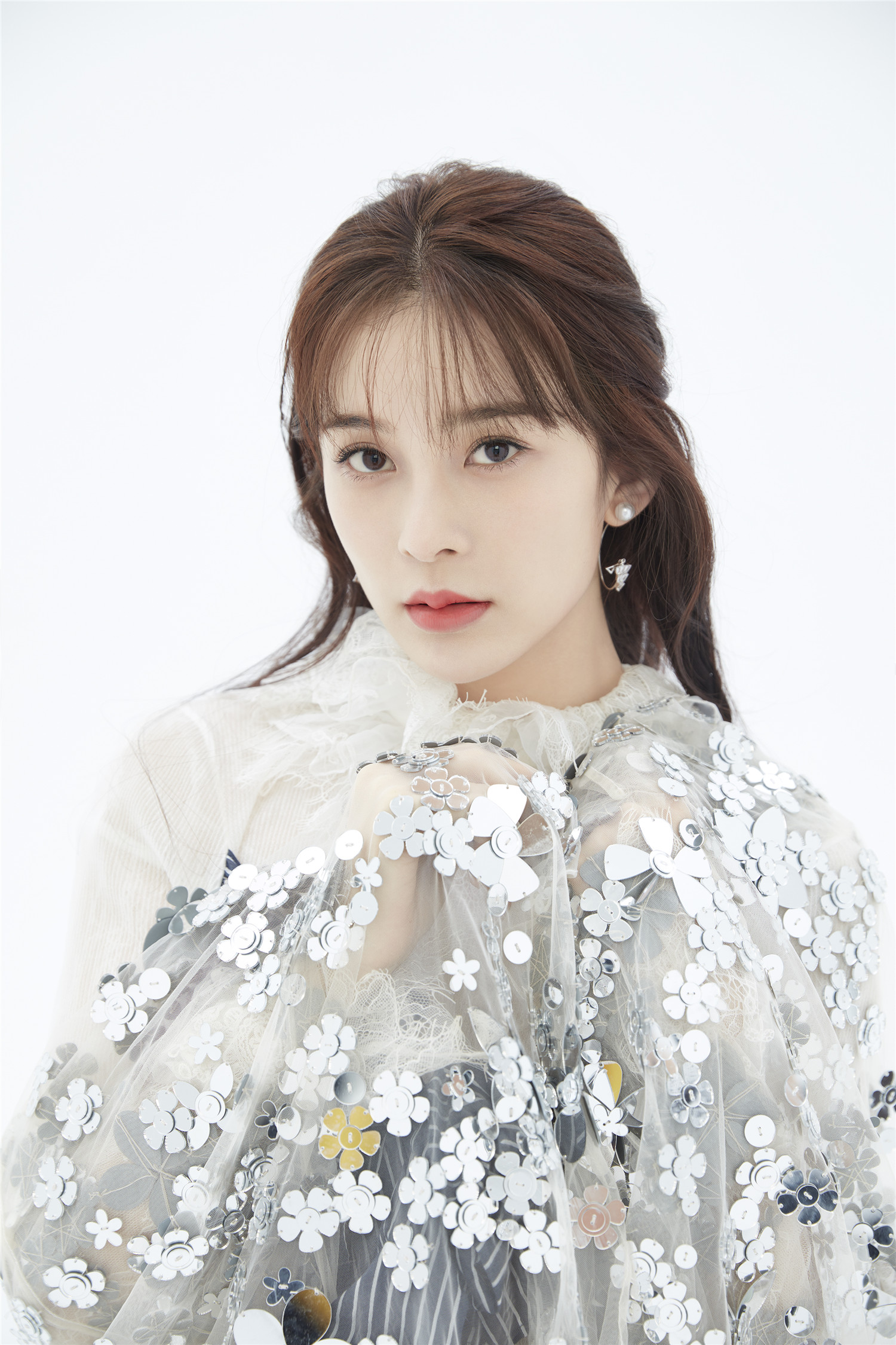 樱子(sarah),1990年12月16日出生于山东省烟台市,中国内地影视女演员