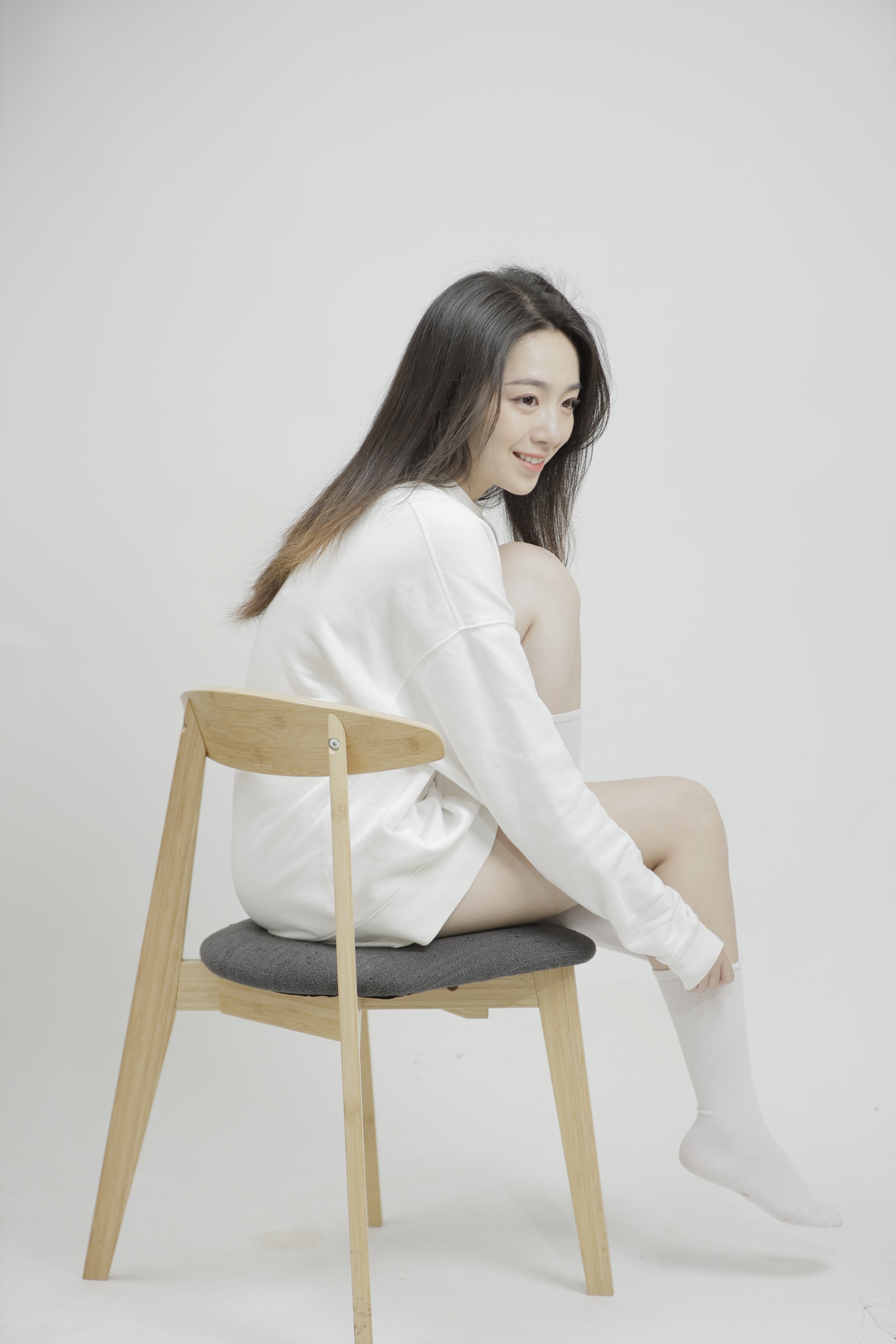 戴菲,1998年出生上海,就读于上海戏剧学院17级导演系,中国内地女演员 