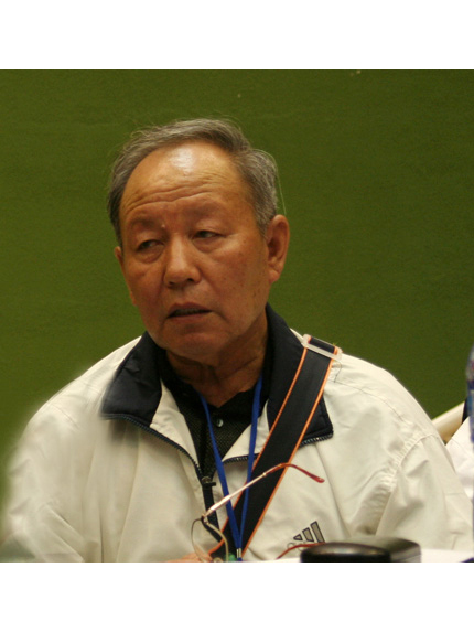  p>李德印(1938- ),著名太极拳家,1938年出生,河北 a target="_blank"