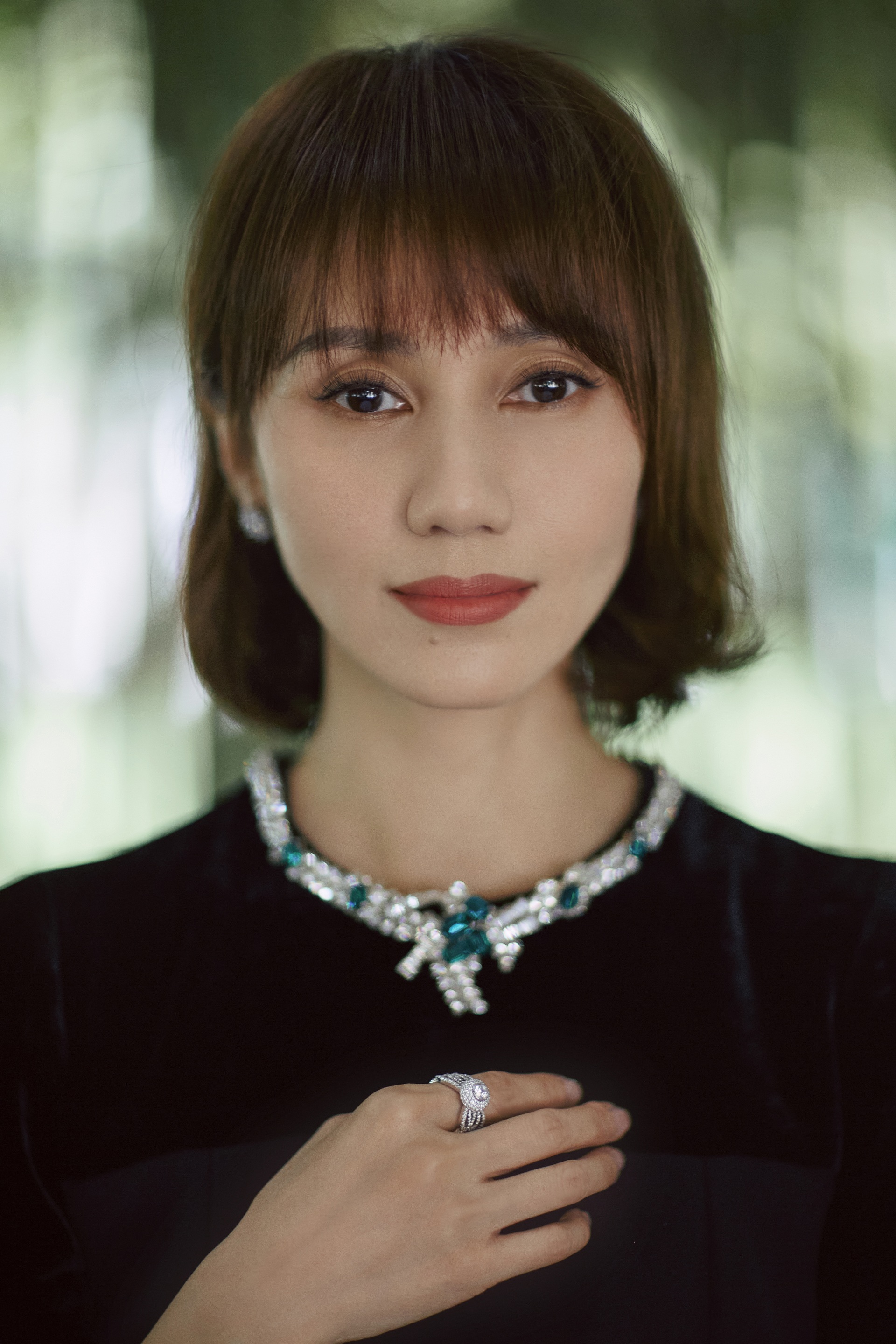  p>袁泉,1977年10月16日出生于湖北省荆州市,中国内地影视女演员,歌手