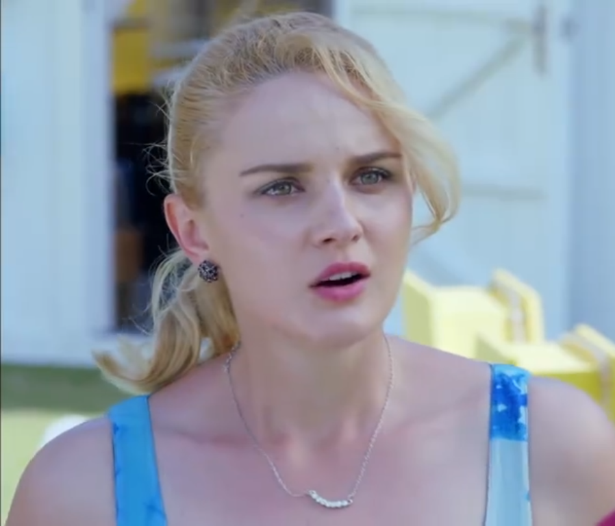  p>郝心晴,现代都市剧《神犬小七第二季》中的女主角之一,由演员 a