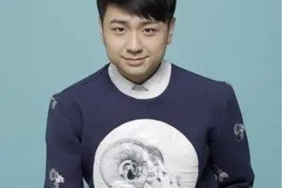  p data-id="gn6ypewx5w">《温柔在左边体贴在右边》是徐林,陈聆子