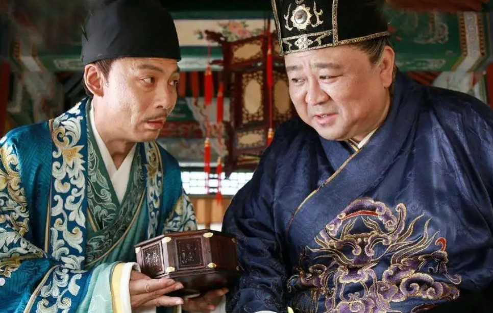 刘瑾独揽大权，文武百官畏惧至极_百科TA说