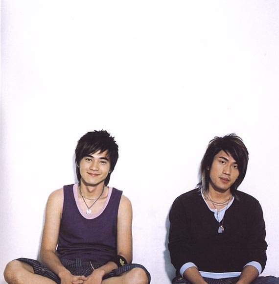  /a>在2005年7月1日发行的专辑,共收录10首歌曲,由阿弟仔担任制作人