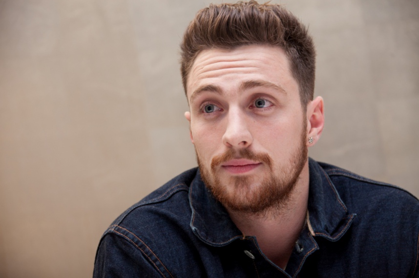  p data-id="gncno4qjec">亚伦·泰勒-约翰逊(aaron taylor-johnson)
