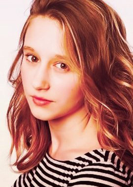  p>泰莎·法米加 i>(taissa farmiga) /i>,1994年8月17日生于美国