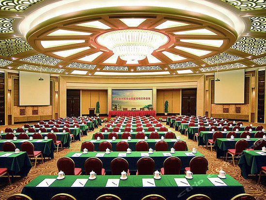 泰安华美达酒店