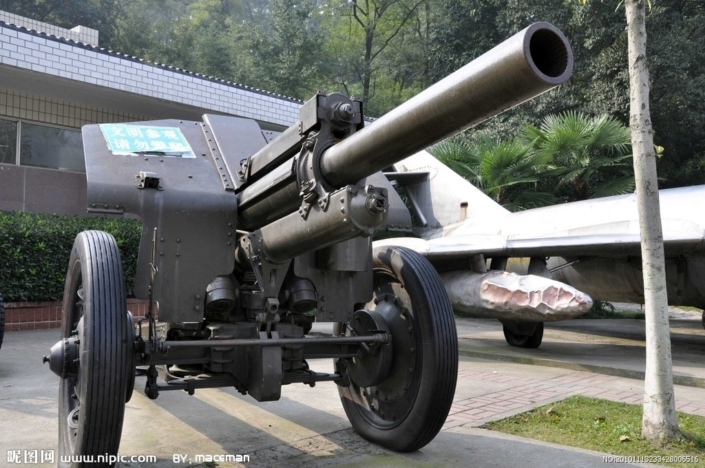 古式后膛榴弹炮