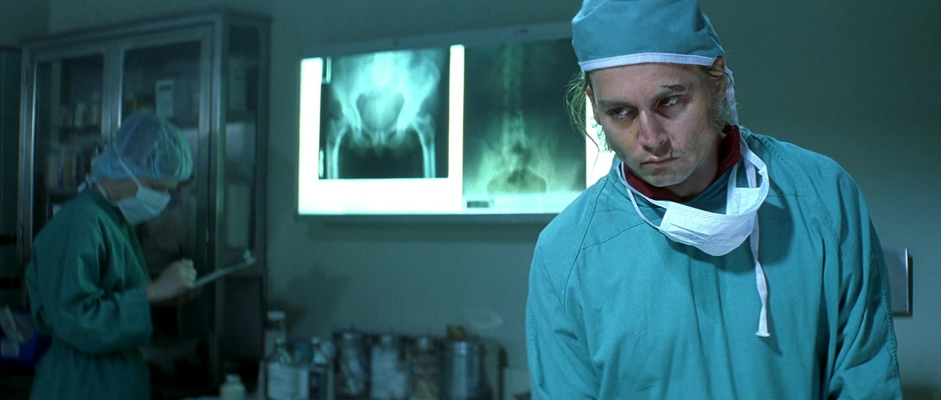  p data-id="gnc0t89o2k">《美国毒枭》是由美国新线电影公司发行的