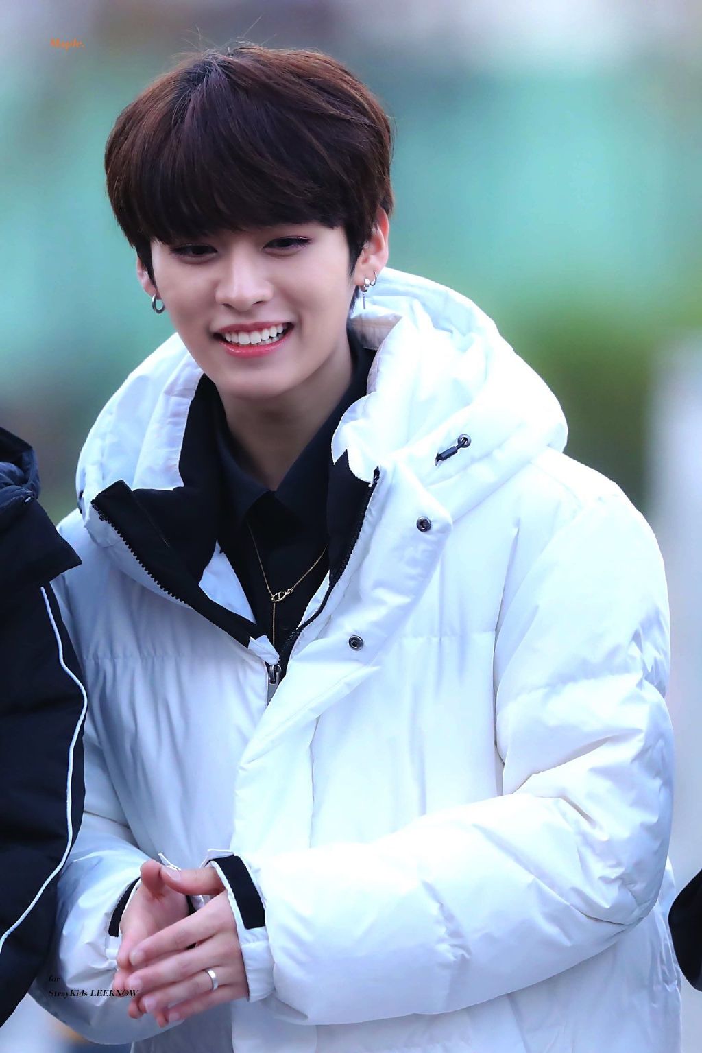 lee know,1998年10月25日出生于韩国京畿道金浦市,韩国流行乐男歌手