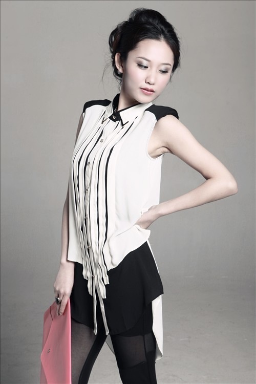  p>哈森,1990年7月29日出生于内蒙古自治区,中国内地女演员. /p>