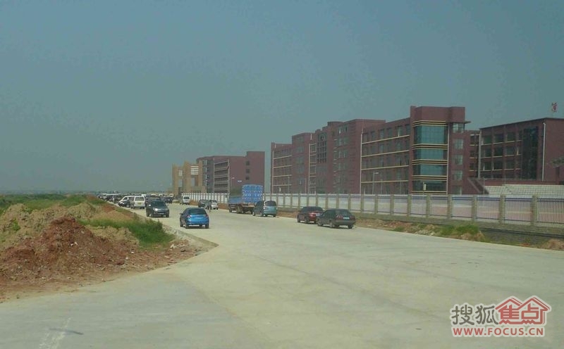 南昌县莲塘三中