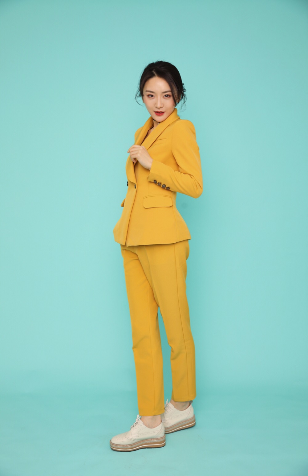 王雯泽,中国内地青年 a target="_blank" href="/item/女演员/8746382