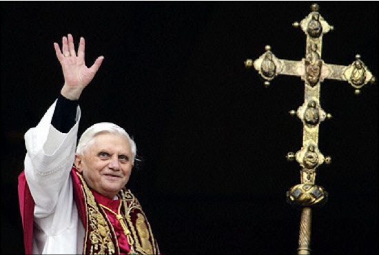  /b>(pope benedict xvi ,1927年4月16日-),本名若瑟·拉青格(joseph