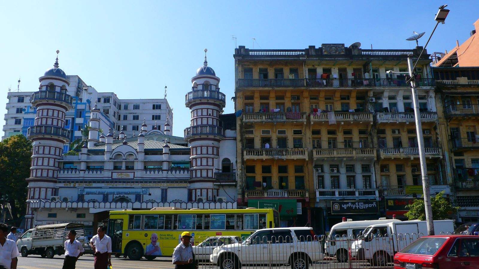 缅甸最大城市也是 a target="_blank" href="/item/仰光省/22423434"