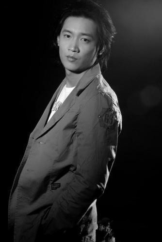  p>杨俊毅,1974年5月1日出生于江苏无锡,中国演员,武术运动员.