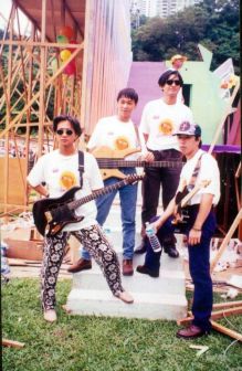 1991年Beyond参加第四届太阳计划音乐会