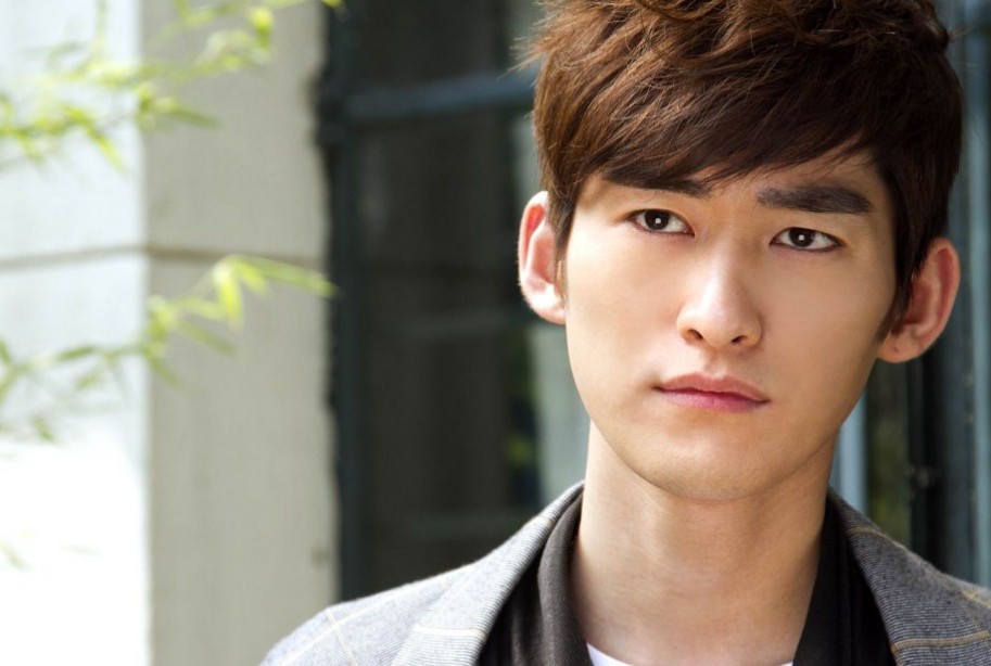  p>张翰,原名张汉,1984年10月6日出生于 a target="_blank" href="