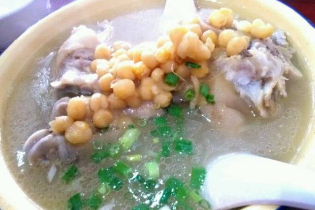  p data-id="gnwpzuse4k">胡记蹄花汤是位于重庆市的川菜馆. /p>