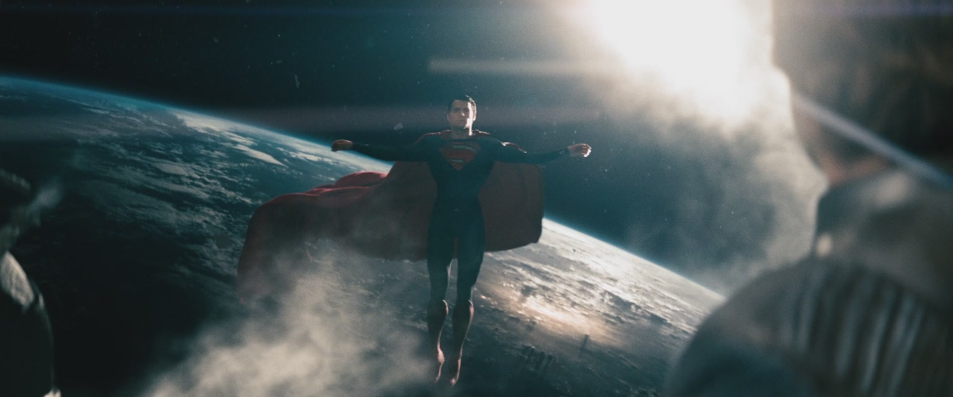  p>《超人:钢铁之躯》是由美国华纳兄弟影片公司,美国传奇影业联合