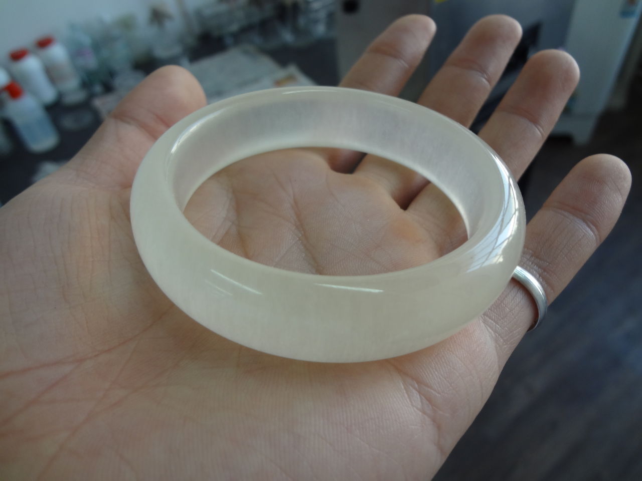  p>冰洲石(iceland spar),即无色透明的 a target="_blank" href="