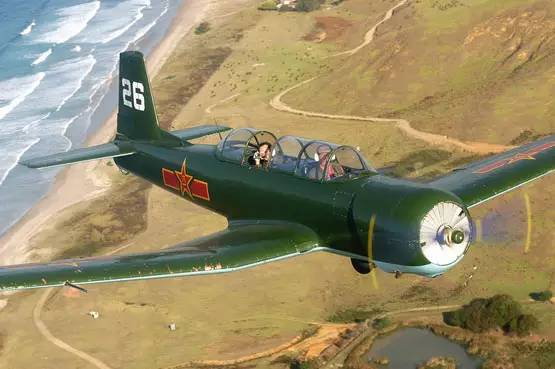 中国人民解放軍　空軍教練機 Air Force 1 Model 【予約商品】J-36 中国人民解放軍空軍 1/144