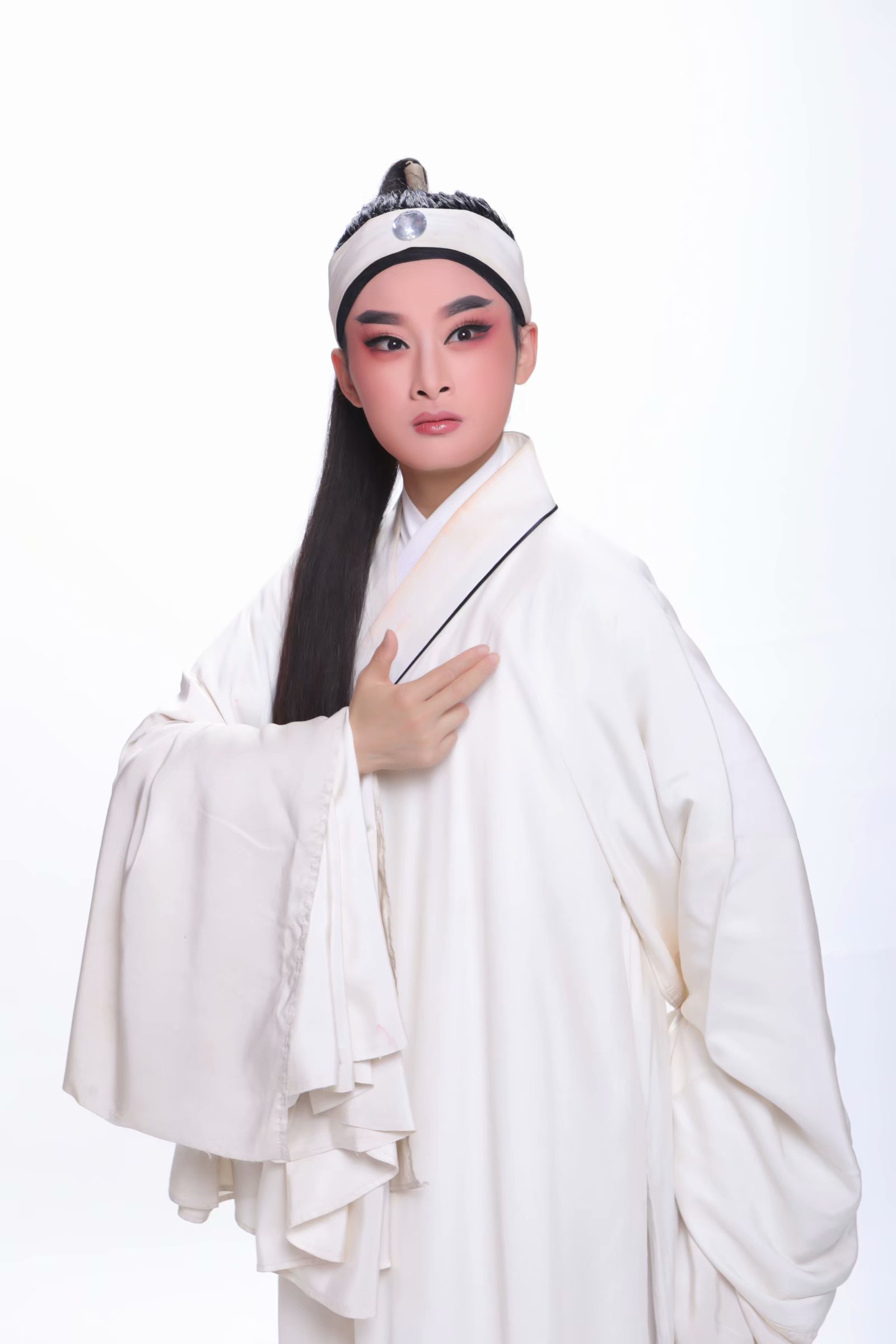 ="gnb1y16d93">王肖龙,<a target="