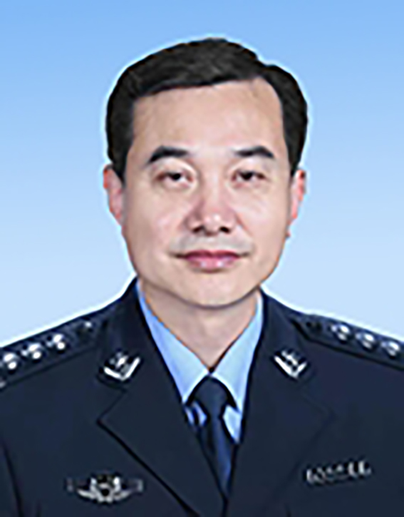 侯强