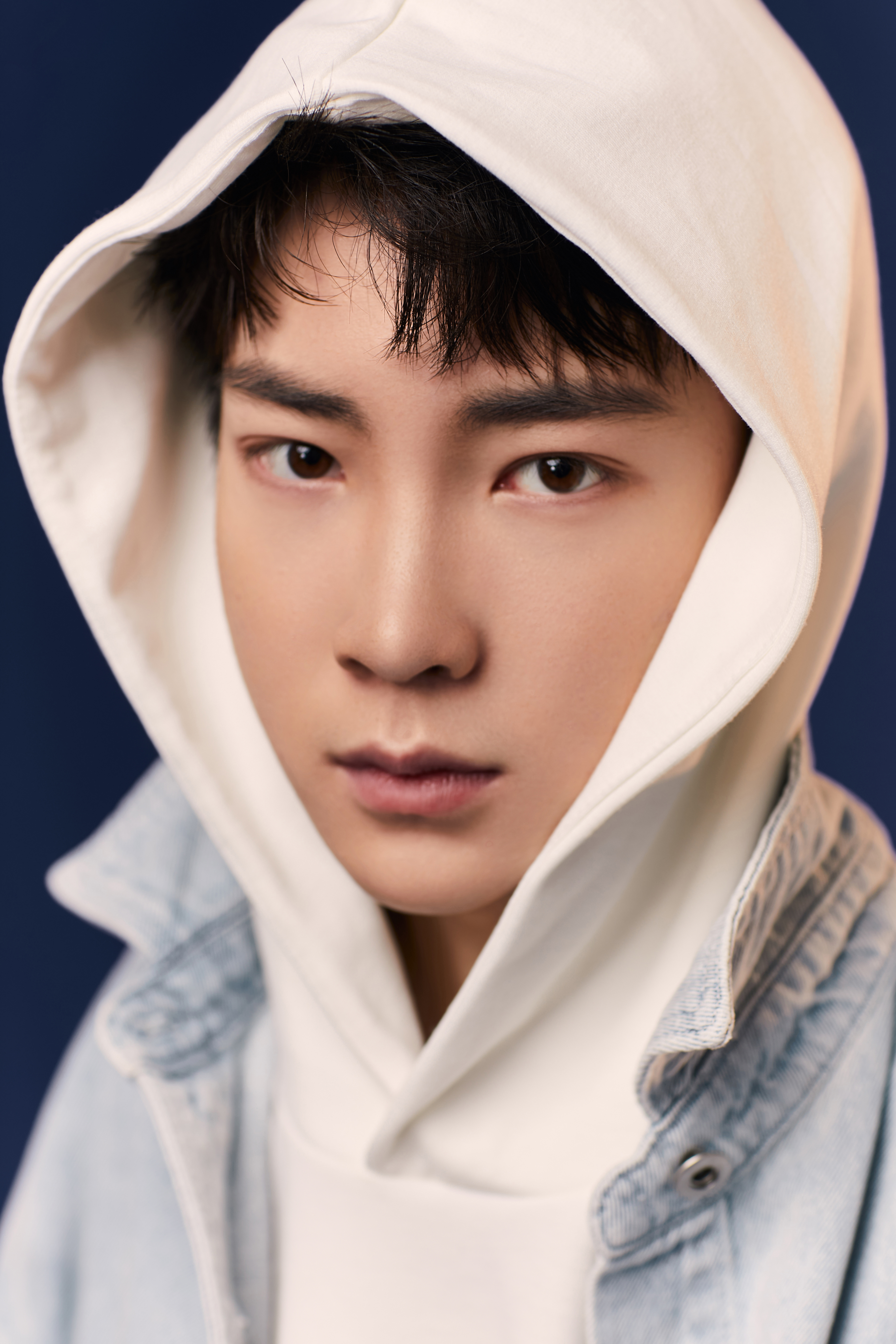  p data-id="gnrusv93ay">胡世群,2003年7月25日出生于中国河北省邯郸