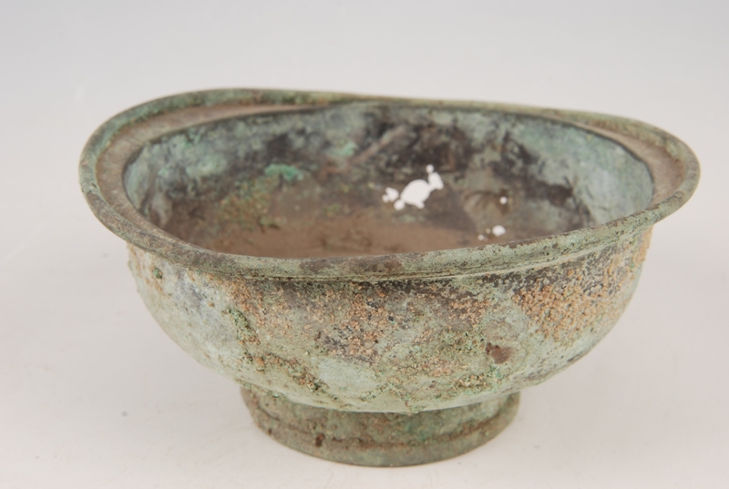  p>汉铜碗是汉代金属器类文物,现收藏于贵港市博物馆. /p>