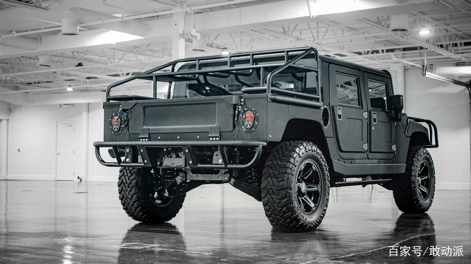 新能源一边凉快去！这台军规悍马H1才对味！_百科TA说