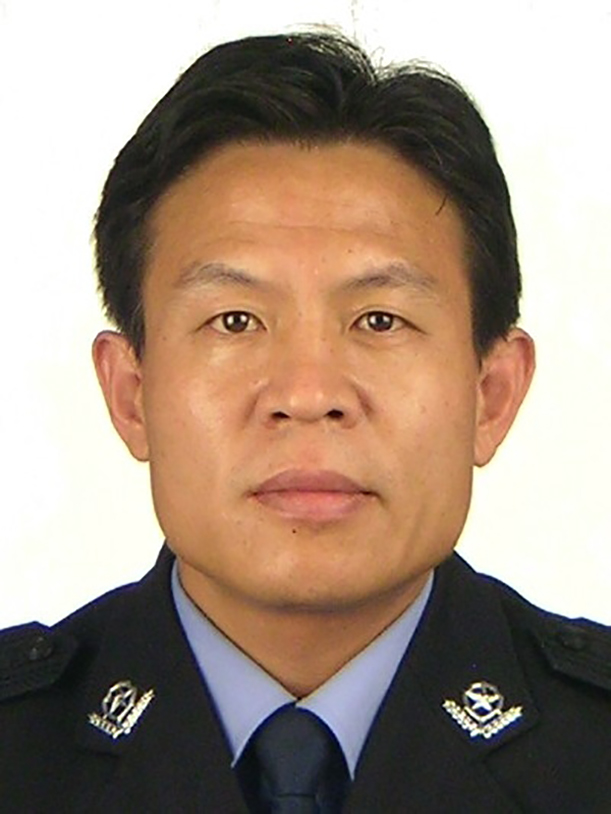 1993年07月参加工作,1993年06月入党,现任莒县公安局党委副书记