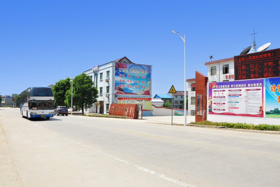  p>黄龙镇,隶属于安徽省安庆市怀宁县,地处 a target="_blank" href="