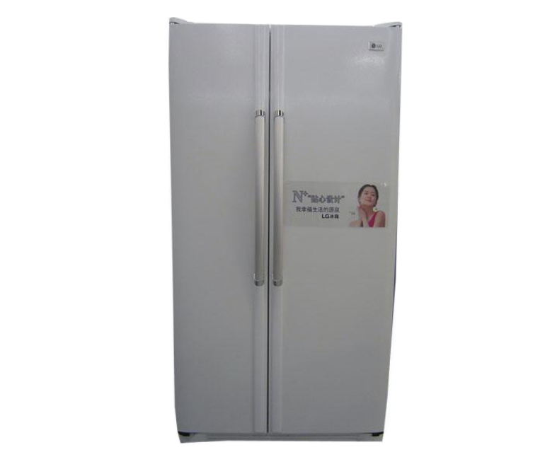 lg品牌旗下的 a target="_blank" href="/item/对开门冰箱/4506407"