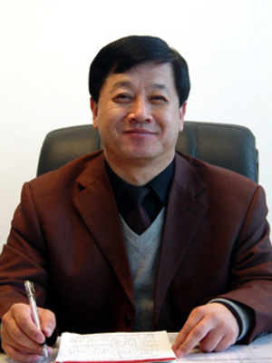  p>于荣学,北京怀柔红螺寺中学校长,北京市 a target="_blank" href="