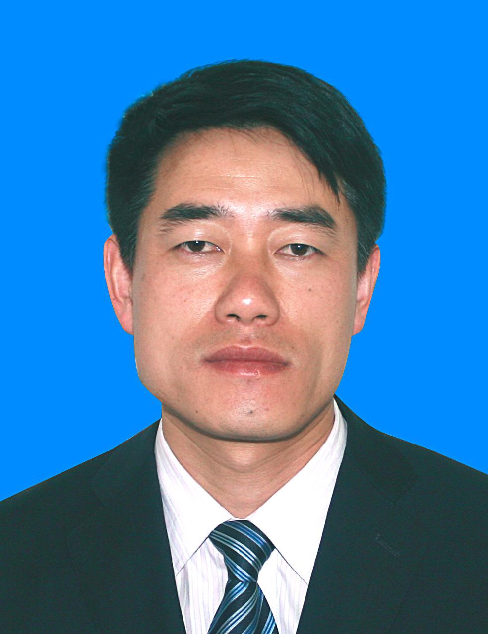 现任黑龙江省牡丹江市阳明区委常委,纪委书记,监察委主任,三级调研员