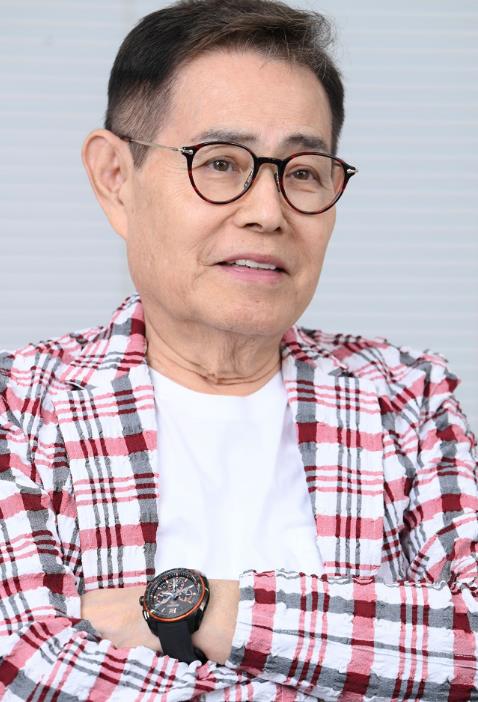  p>加藤茶,1943年3月1日出生于东京都世田谷区,日本搞笑艺人, a