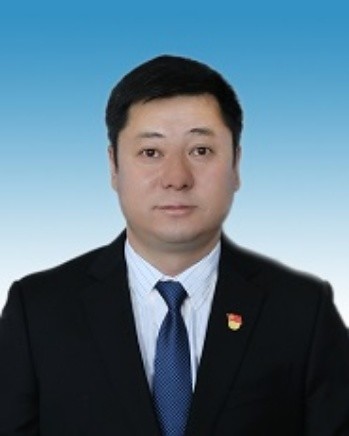 包琳