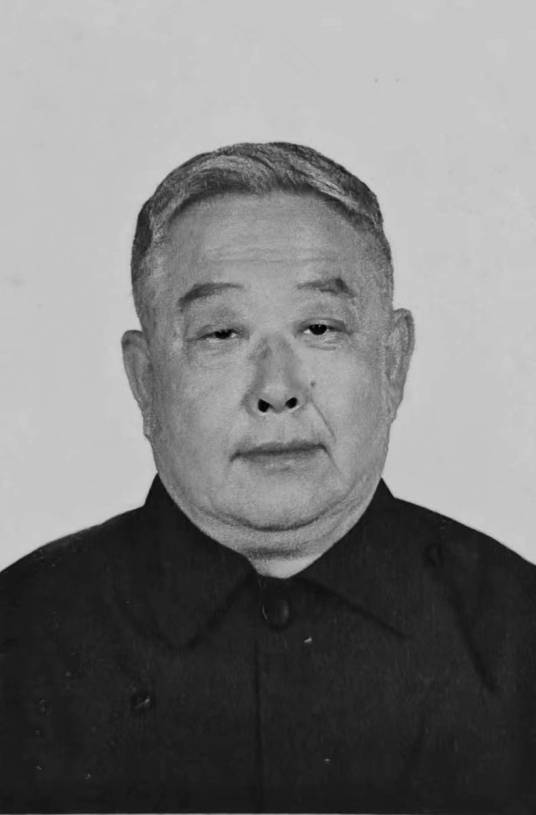 胡万鹏（营口市人大常委会原副主任）_百度百科