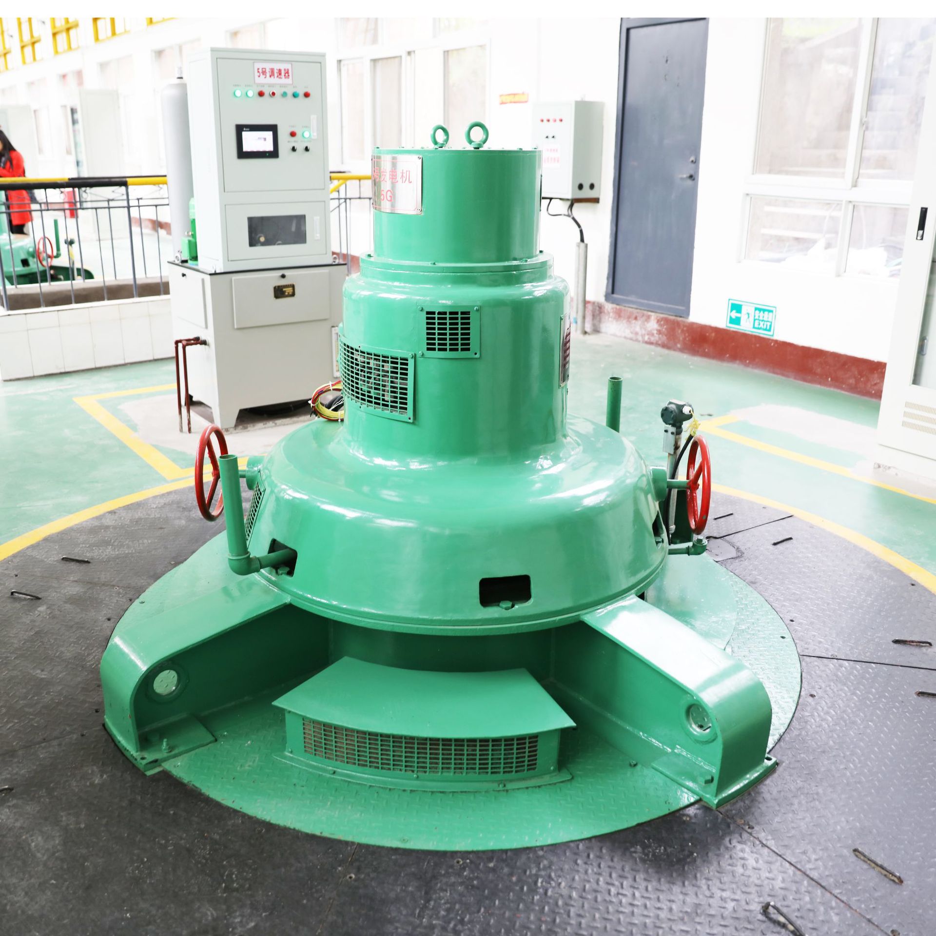  p> b>佩尔顿式水轮机 /b>(又译:佩尔顿水车或伯尔顿式水轮机,英语