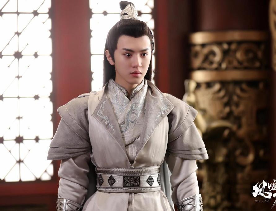 81794" data-lemmaid="81794">古装 /a>励志大剧《凤唳九天》中的 a