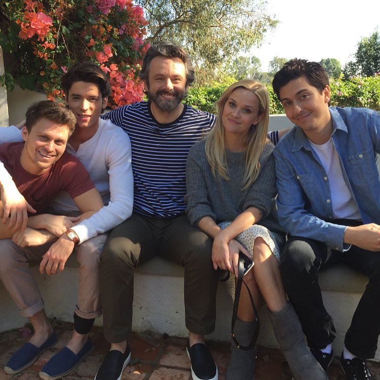 blank" href="/item/荷莉·迈耶斯