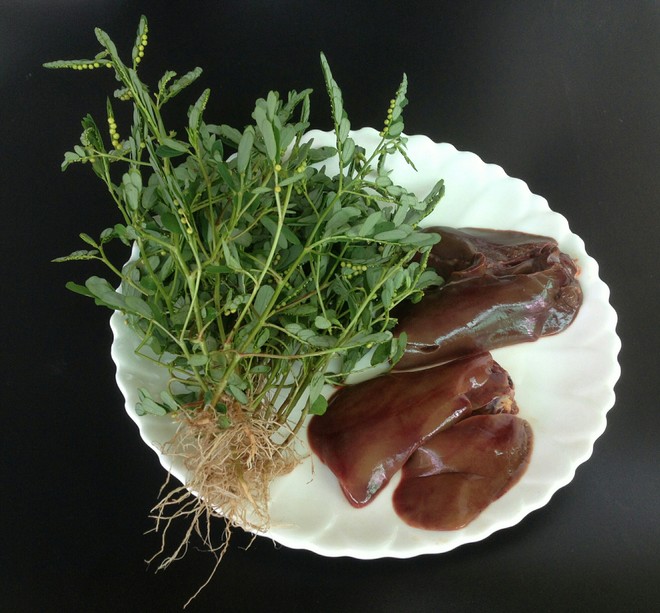 珍珠草猪肝煎汤