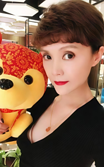 马晓晴个人照