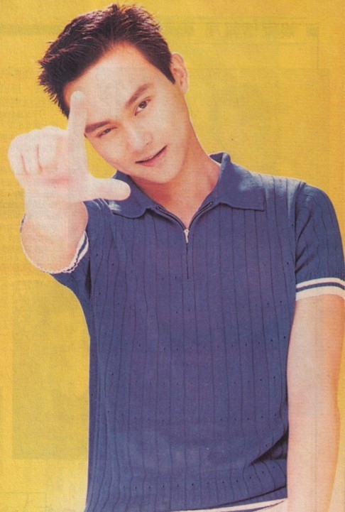 于香港,中国香港男 a target="_blank" href="/item/歌手/20270239"