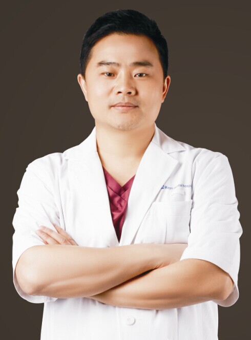  p> span class="ref" data-ctrid="te04vbliapyx">刘靖,口腔专业医生