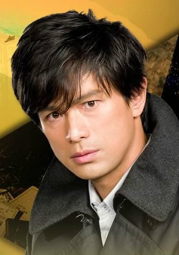 堺雅人志摩野鹰也(39岁)广末凉子葛城幸(30岁)江口洋介乡田亮二(35岁)